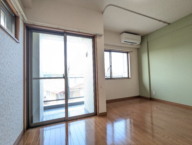 秀和レジデンスの物件内観写真