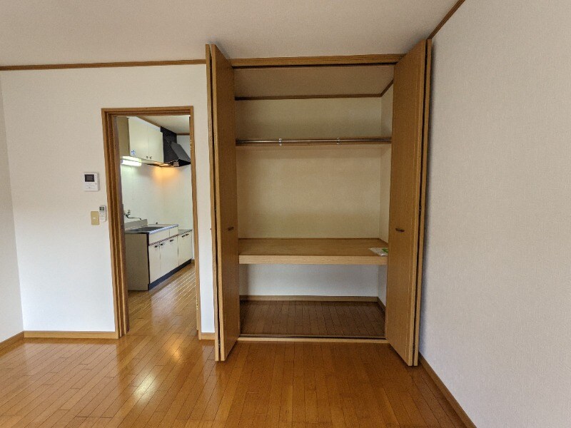 ロマーノハイツ三角の物件内観写真