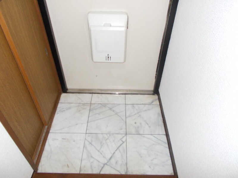 フロンティアマンション八代の物件内観写真