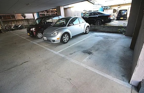 フォーシーズンの物件外観写真