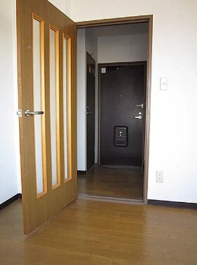 フォーシーズンの物件内観写真