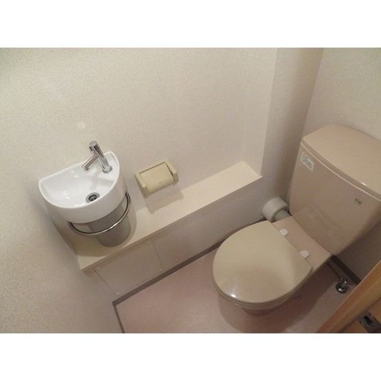 ロイヤルヒルズ浦和の物件内観写真