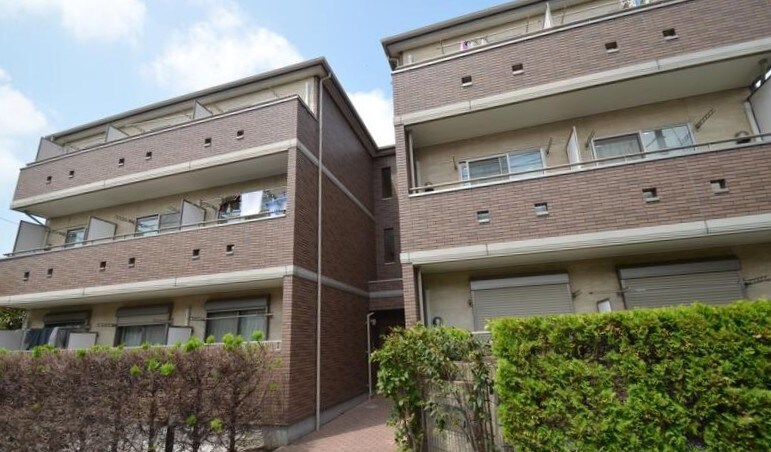 ユグランス北浦和の物件外観写真