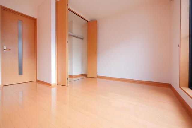 コティ・クーメリアの物件内観写真