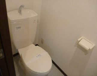 アンプルールフェールTheEarthの物件内観写真