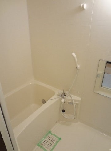 アンプルールフェールTheEarthの物件内観写真