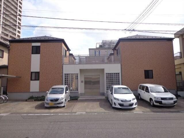 アーバンコート沙羅の物件外観写真