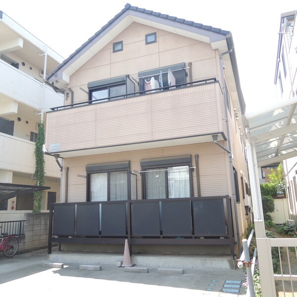 エンジェルの物件外観写真