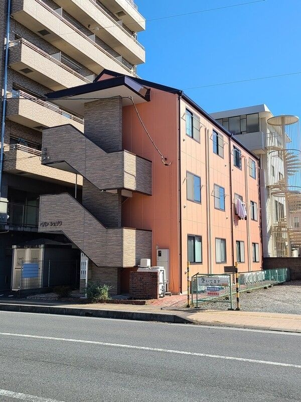 ペパンシェソワの物件外観写真