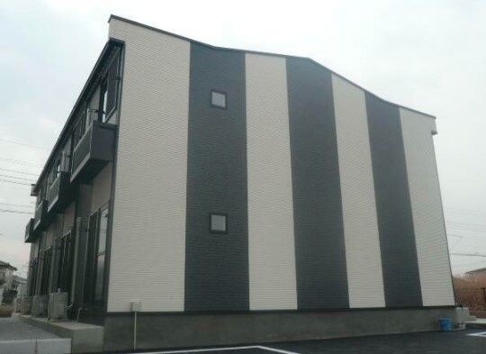 レスト伊奈の物件外観写真