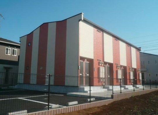 レスト伊奈の物件外観写真