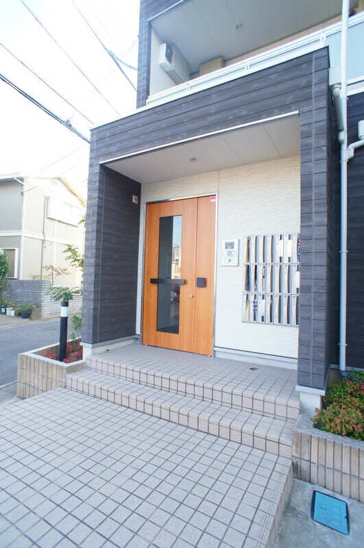 リブリ・コスモの物件外観写真