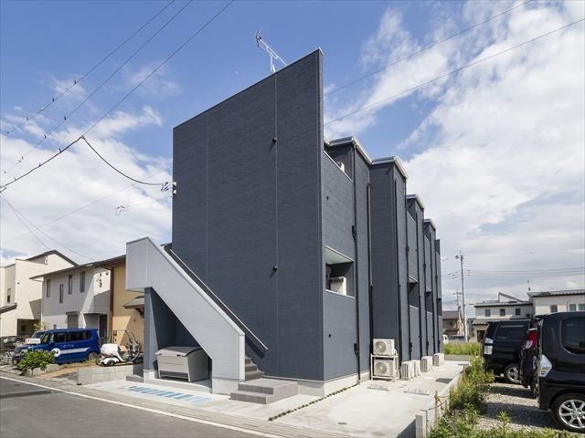 ドメーヌ・ドゥの物件外観写真