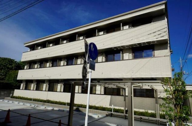 クレールレジデンスの物件外観写真