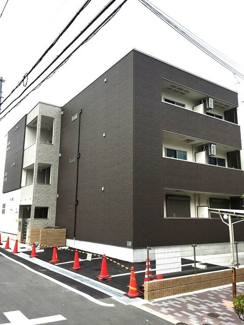 大阪府寝屋川市萱島本町の物件外観写真