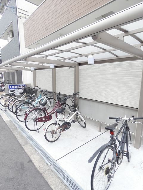 喜連瓜破駅 徒歩5分 1階の物件外観写真