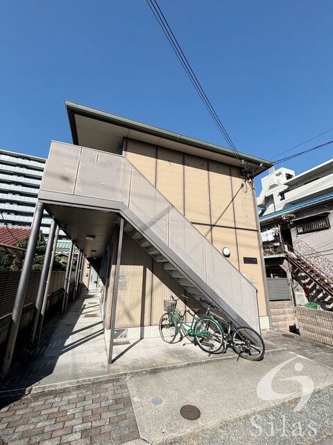 大阪府寝屋川市松屋町の物件外観写真