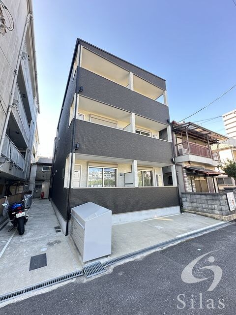 大阪府寝屋川市香里北之町の物件外観写真