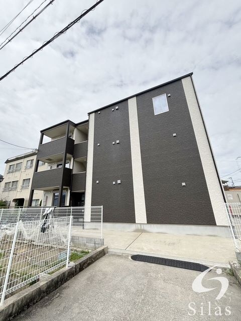 大阪府寝屋川市中神田町の物件外観写真