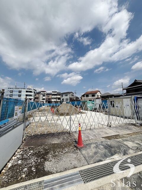 郡津駅 徒歩6分 2階の物件外観写真