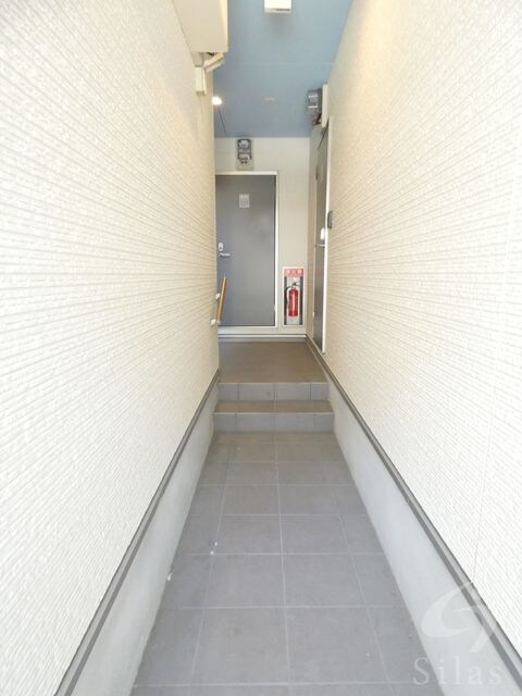 八尾南駅 徒歩8分 1階の物件外観写真