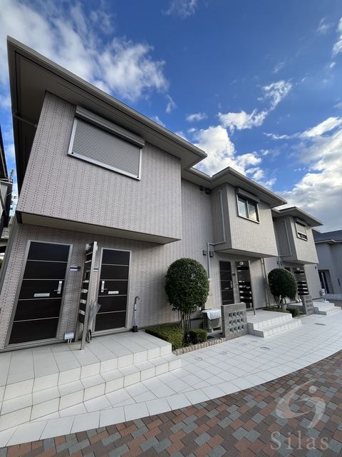 大阪府四條畷市中野本町の物件外観写真