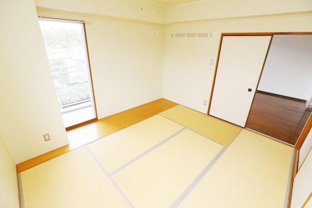 コモン山田イーストの物件内観写真