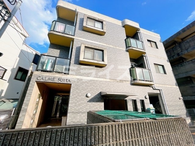 カルム吹田の物件外観写真