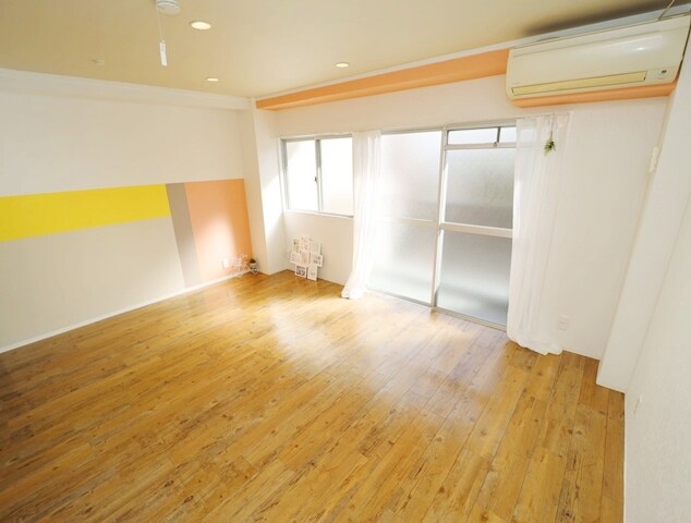 千里ロイヤルハイツの物件内観写真