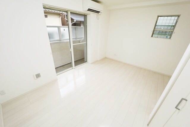 レジデンス千里丘の物件内観写真