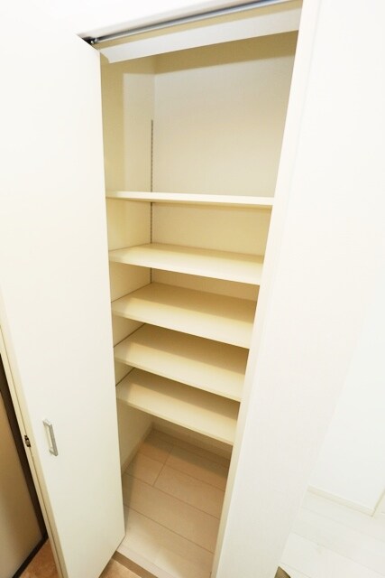 レジデンス千里丘の物件内観写真