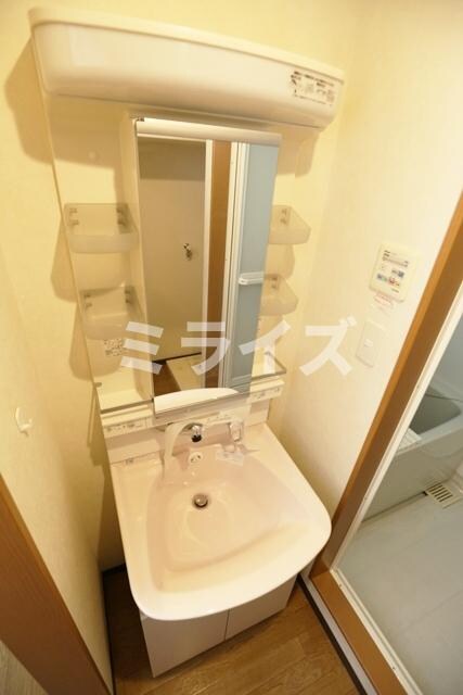 第１８関根マンションの物件内観写真