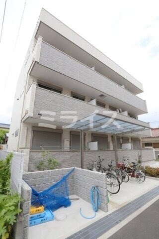 アヴェニール千里丘東の物件外観写真