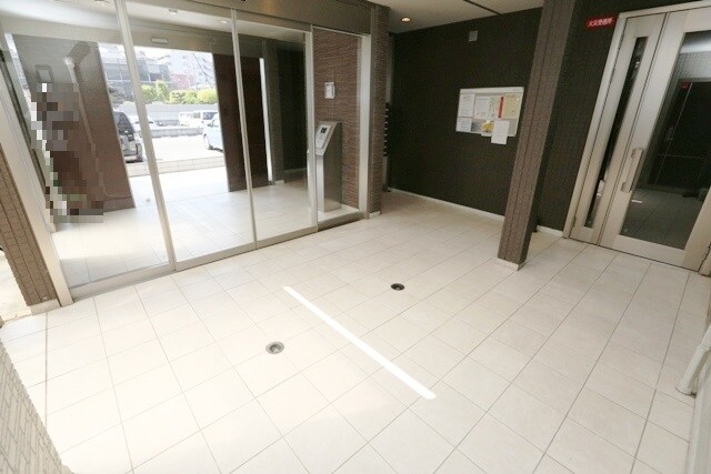 サンスクエア千里万博A棟の物件外観写真