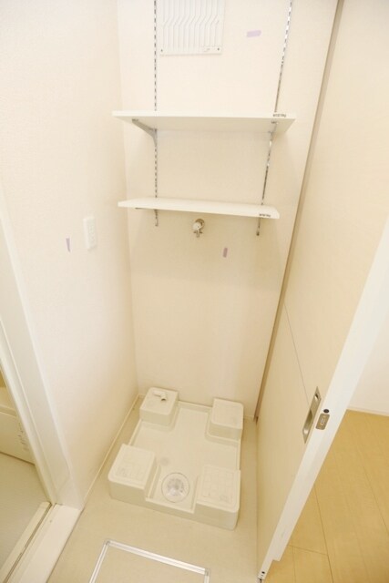 サンスクエア千里万博A棟の物件内観写真