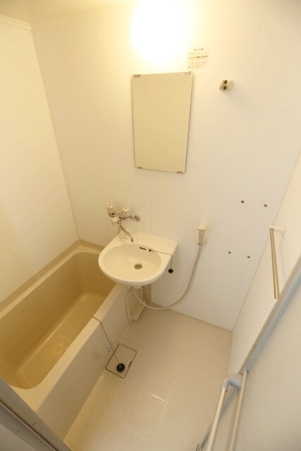 エクセレント上新13の物件内観写真