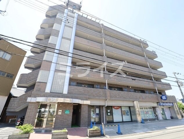 センターコートの物件外観写真