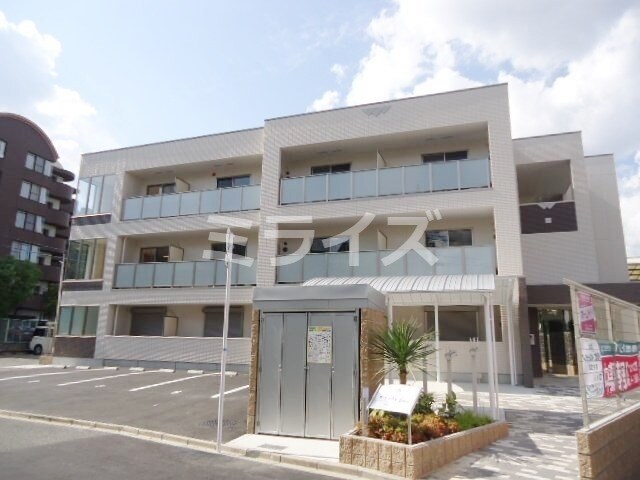 ラ・ジュネスSenriの物件外観写真