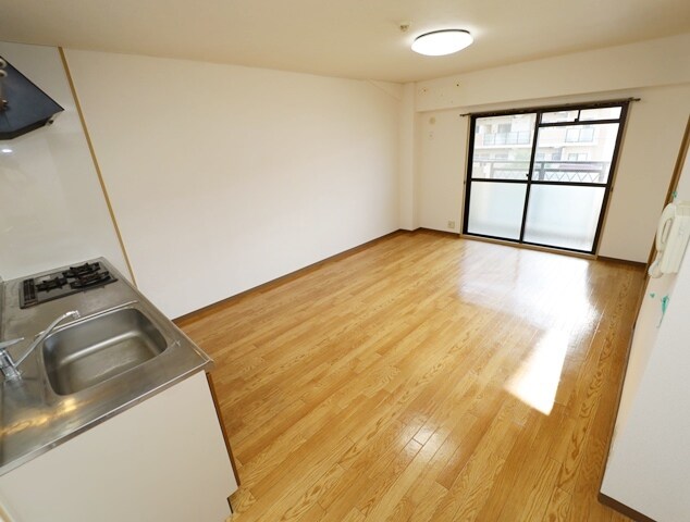 リバーサイドホームの物件内観写真