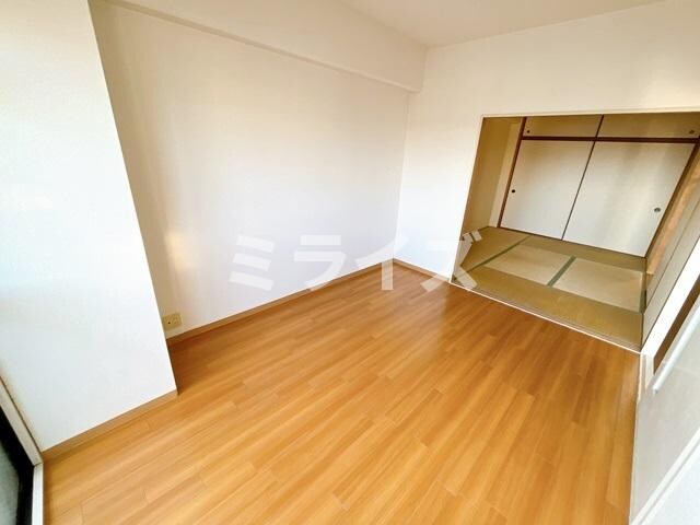 パークサイドマンションの物件内観写真