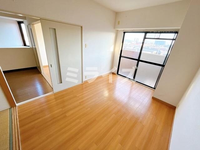 パークサイドマンションの物件内観写真