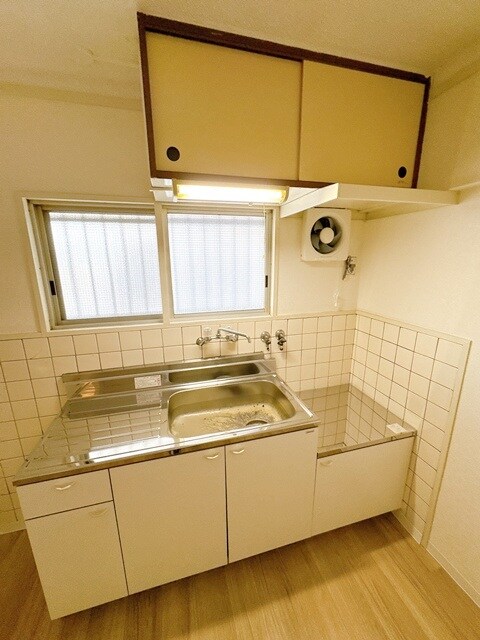 佐井寺ハイツの物件内観写真