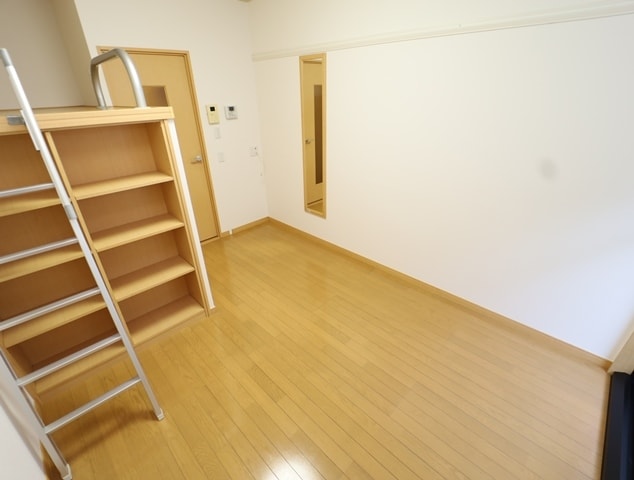 フェンネル千里の物件内観写真