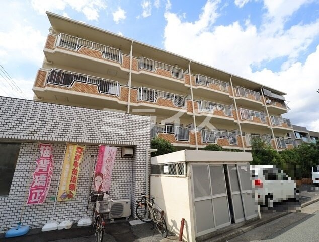 エミネンス辻本の物件外観写真