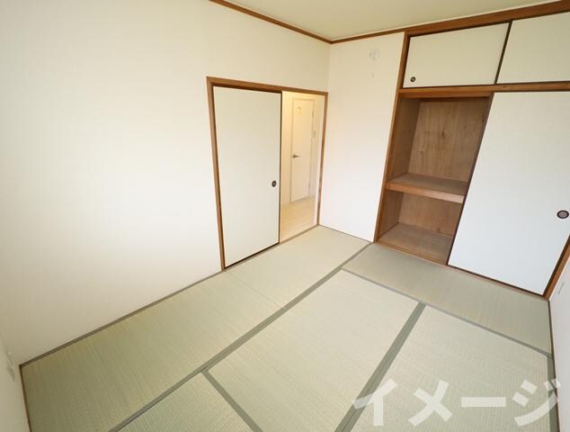 エミネンス辻本の物件内観写真