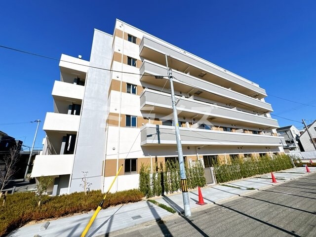 グランエピの物件外観写真