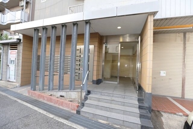 ナンノ第12号館の物件外観写真