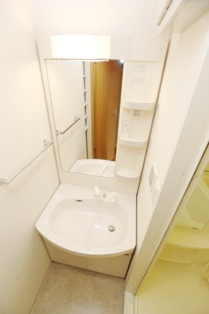 エルセレーノ吹田の物件内観写真