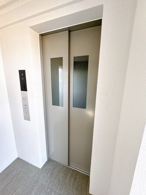 ガーデンクォーツ摂津正雀の物件内観写真