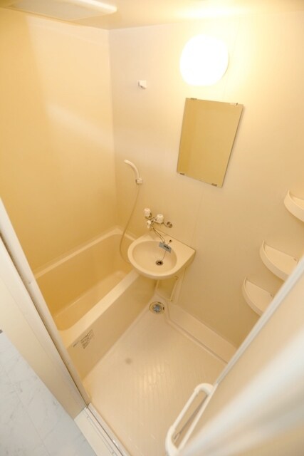 メゾンクラーラの物件内観写真